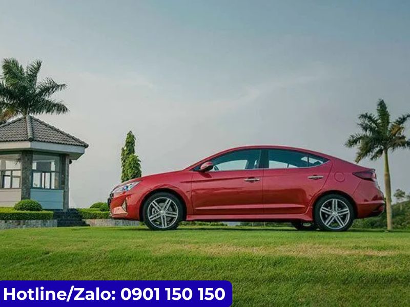 Thuê xe tự lái Hyundai Elantra 2021 tại Đà Nẵng