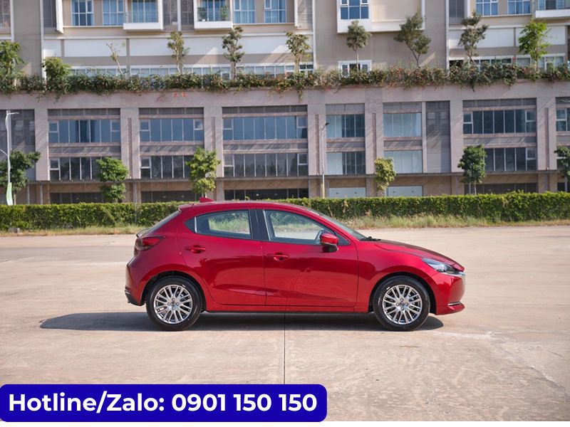 Thủ tục thuê xe tự lái Mazda2 2021
