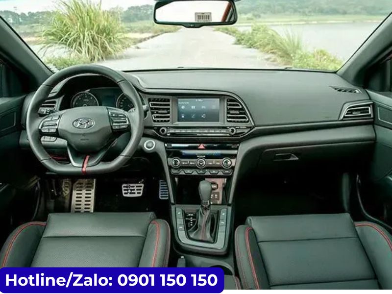 Thuê xe tự lái Hyundai Elantra 2021 tại Đà Nẵng